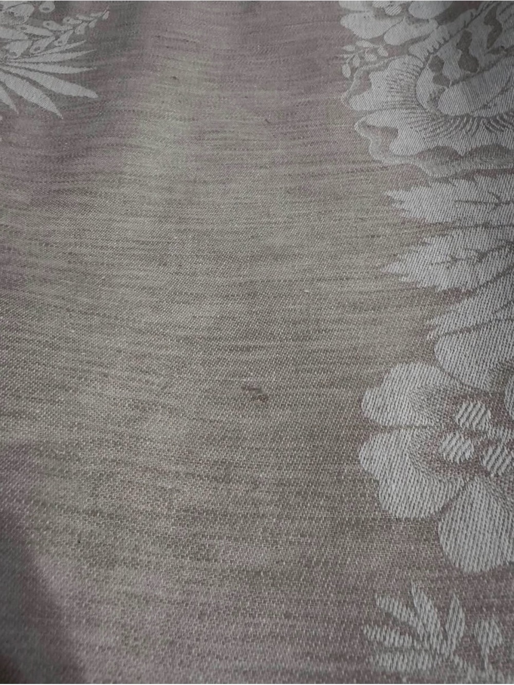 Williams Sonoma Neutral Beige Damask Cotton-Linen Table Linen - Picture 5 of 12